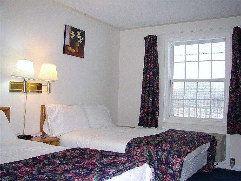 Airport Inn Fredericton Exterior foto
