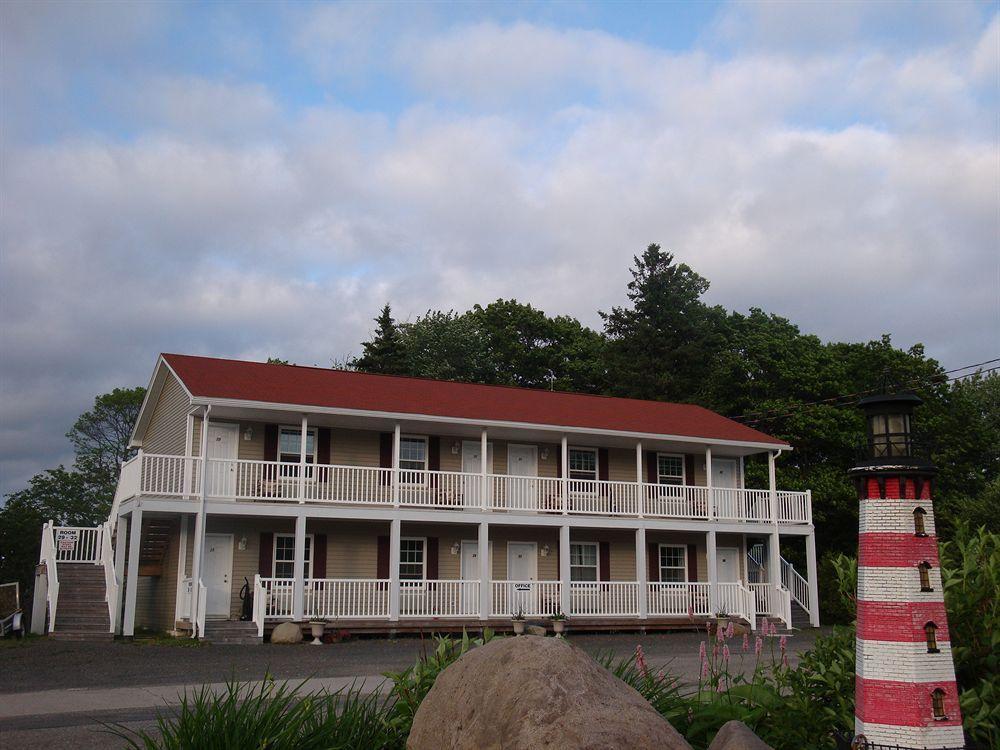 Airport Inn Fredericton Exterior foto
