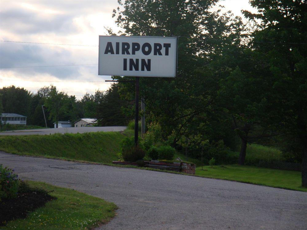 Airport Inn Fredericton Exterior foto